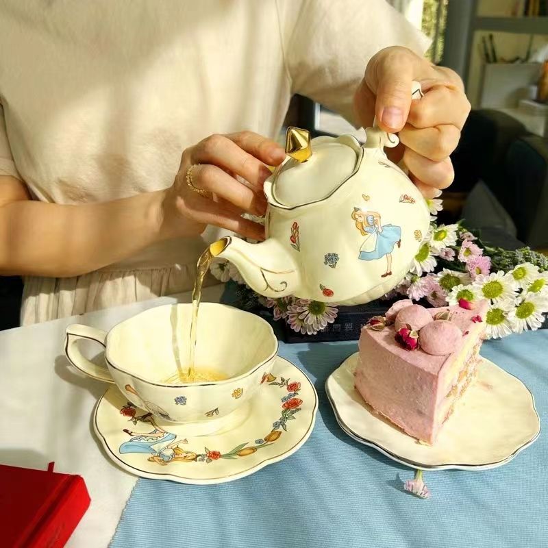 Best Tea Coffee - Alice Ceramic Tea and Coffee Set